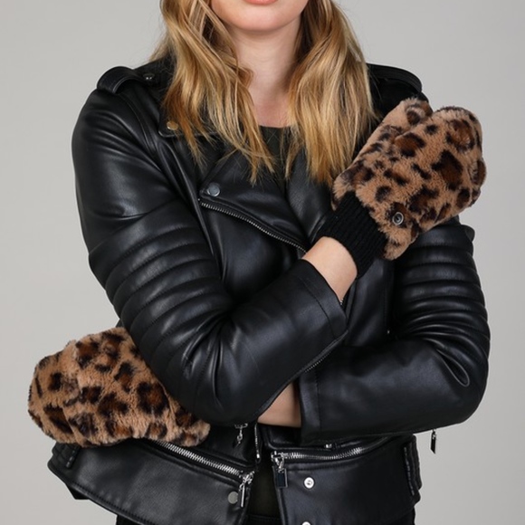 KLARISSE Leopard Print Mittens - Picture 1 of 3